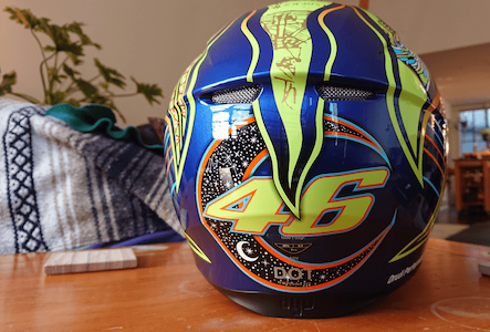 AGV helmet with 5 Continent patterns